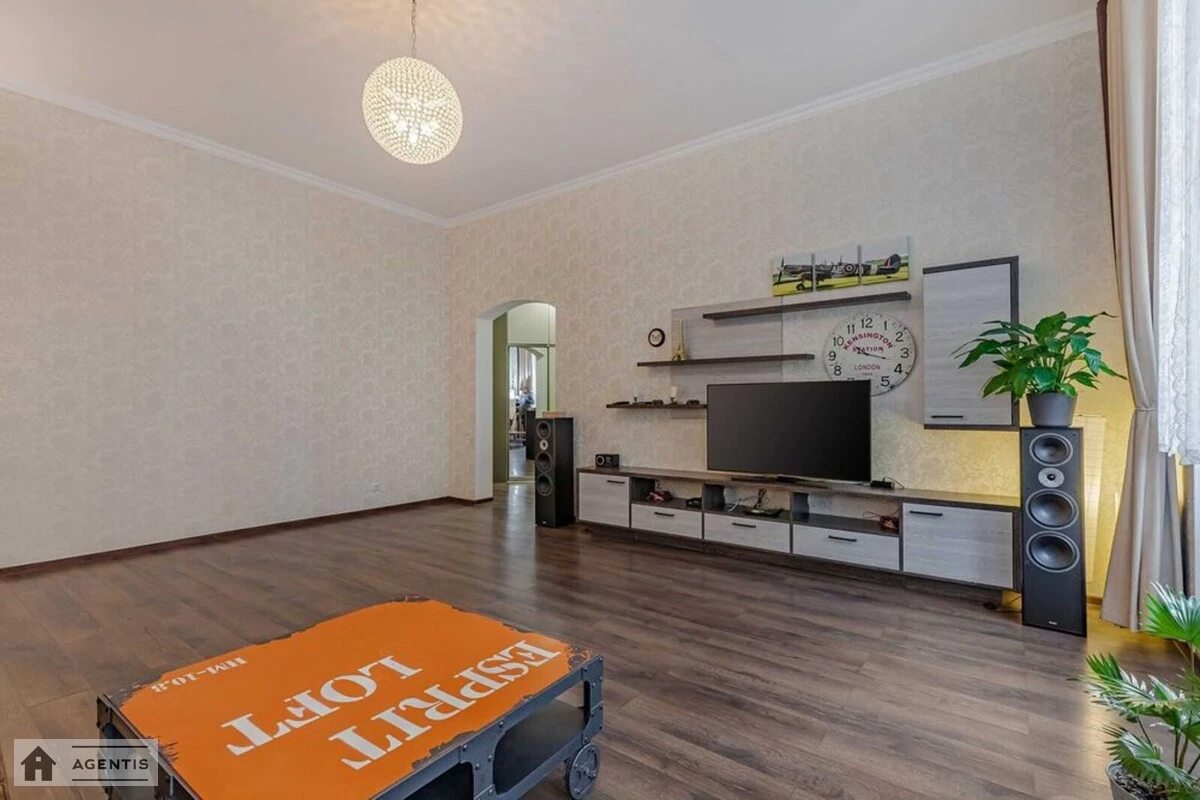 Apartment for rent 3 rooms, 100 m², 3rd fl./4 floors. 7, Lyuteranska 7, Kyiv. 