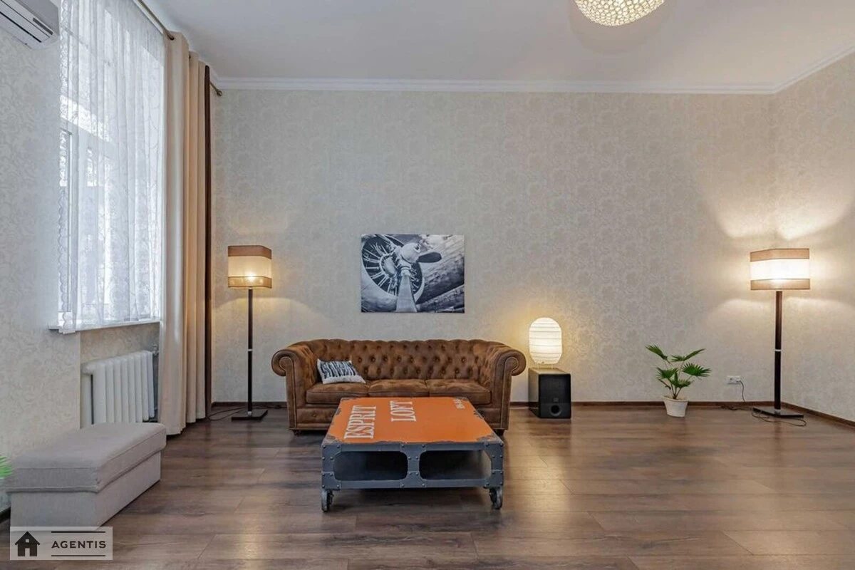 Apartment for rent 3 rooms, 100 m², 3rd fl./4 floors. 7, Lyuteranska 7, Kyiv. 