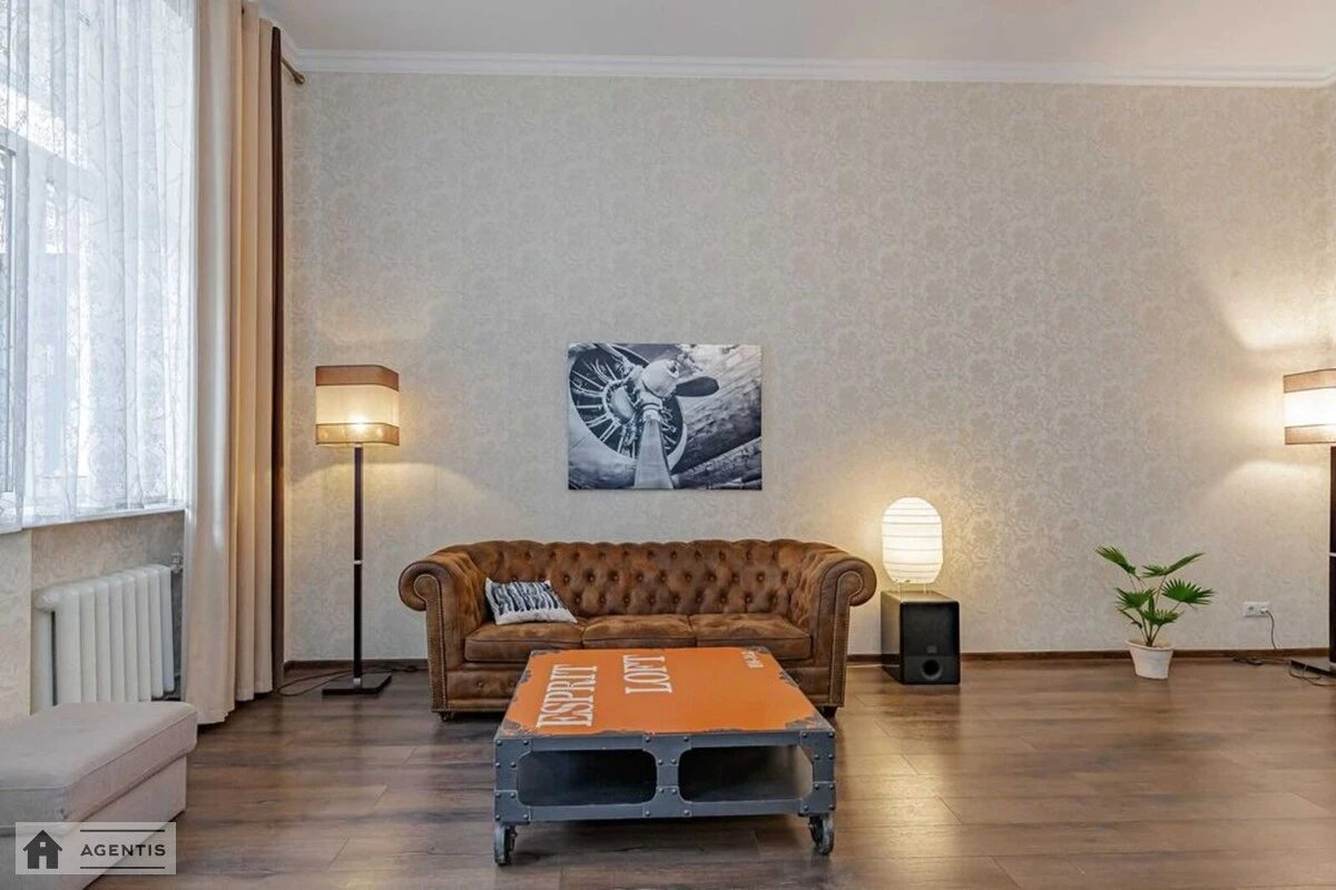 Apartment for rent 3 rooms, 100 m², 3rd fl./4 floors. 7, Lyuteranska 7, Kyiv. 