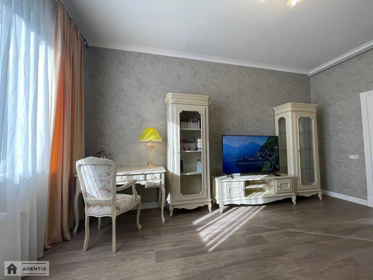 Сдам квартиру 2 комнаты, 90 m², 7 эт./23 этажа. 4, Ділова вул. (Димитрова), Киев. 