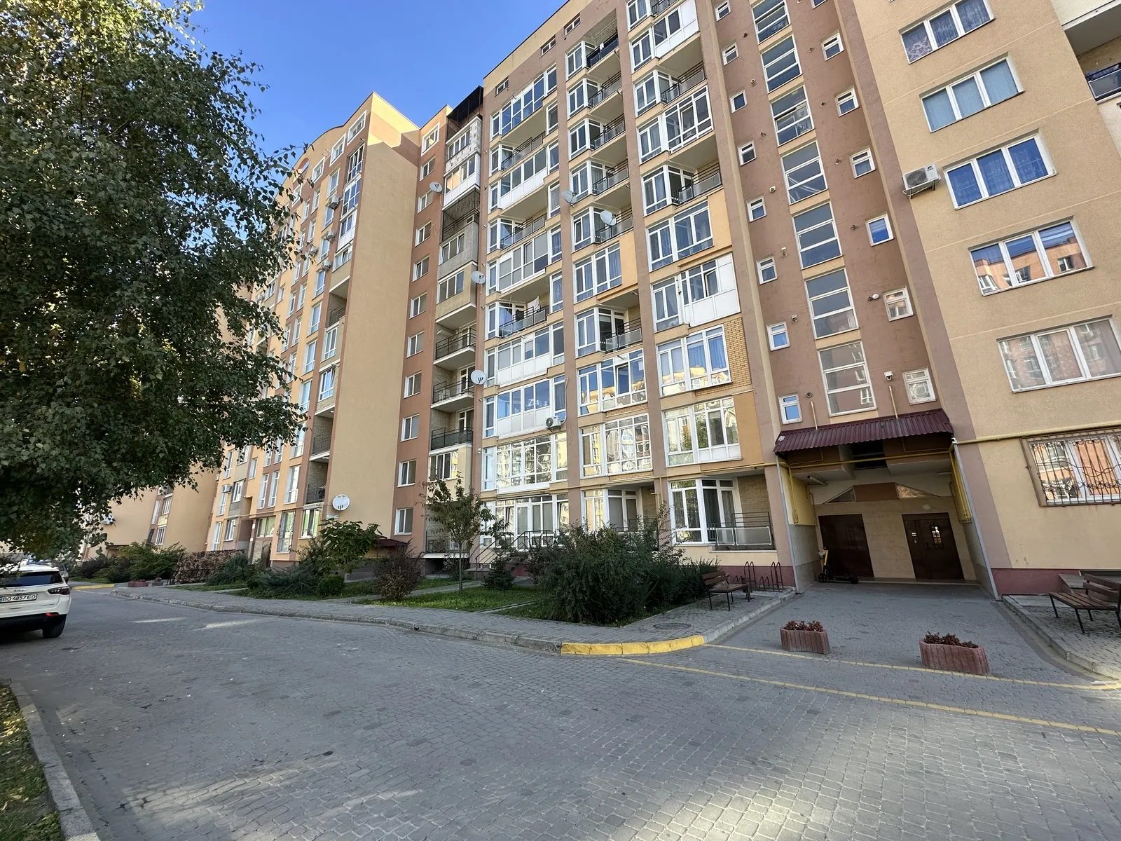 Apartments for sale 2 rooms, 625 m², 2nd fl./10 floors. 18, Bilohirska vul., Ternopil. 