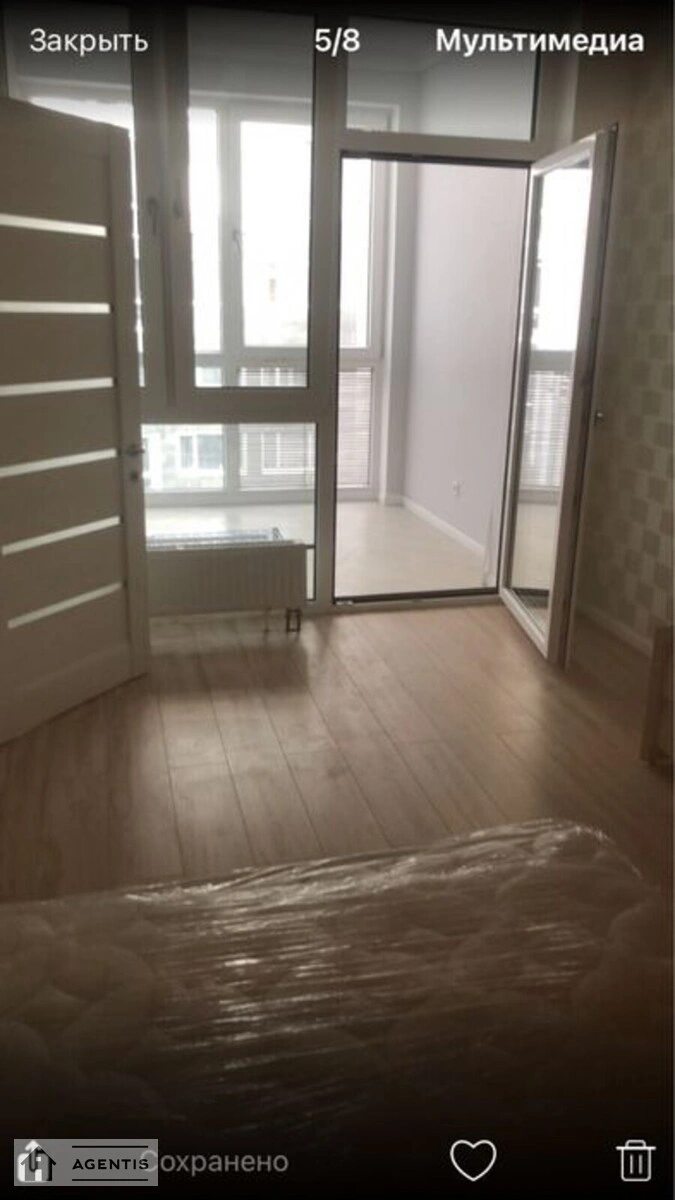 Apartment for rent 1 room, 52 m², 7th fl./17 floors. 13, Leyptsyhskoy , Kyiv. 