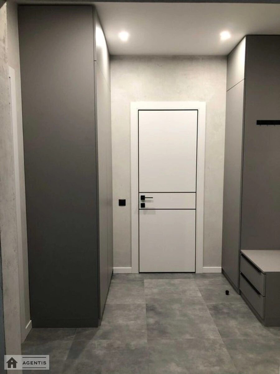 Сдам квартиру 1 комната, 48 m², 12 эт./17 этажей. Правды, Киев. 