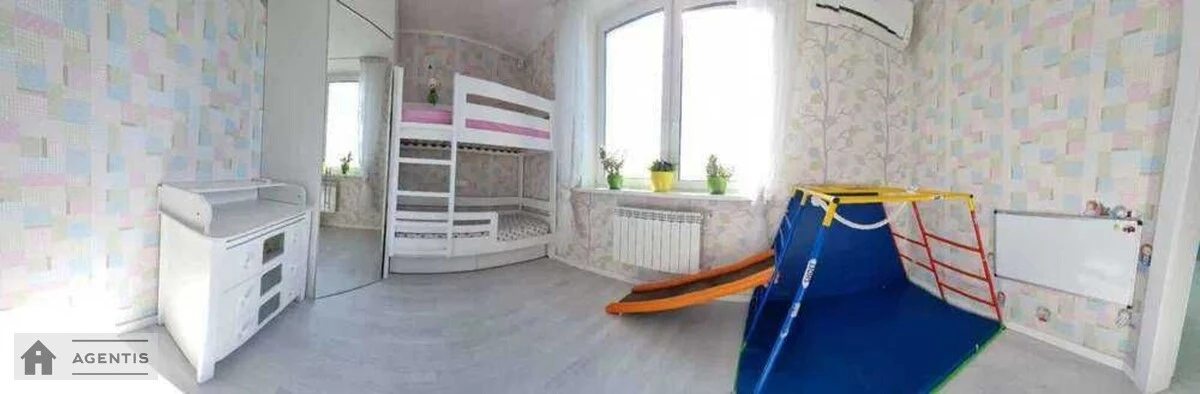 Сдам квартиру 3 комнаты, 85 m², 3 эт./21 этаж. 7, Івана Гонти вул., Киев. 