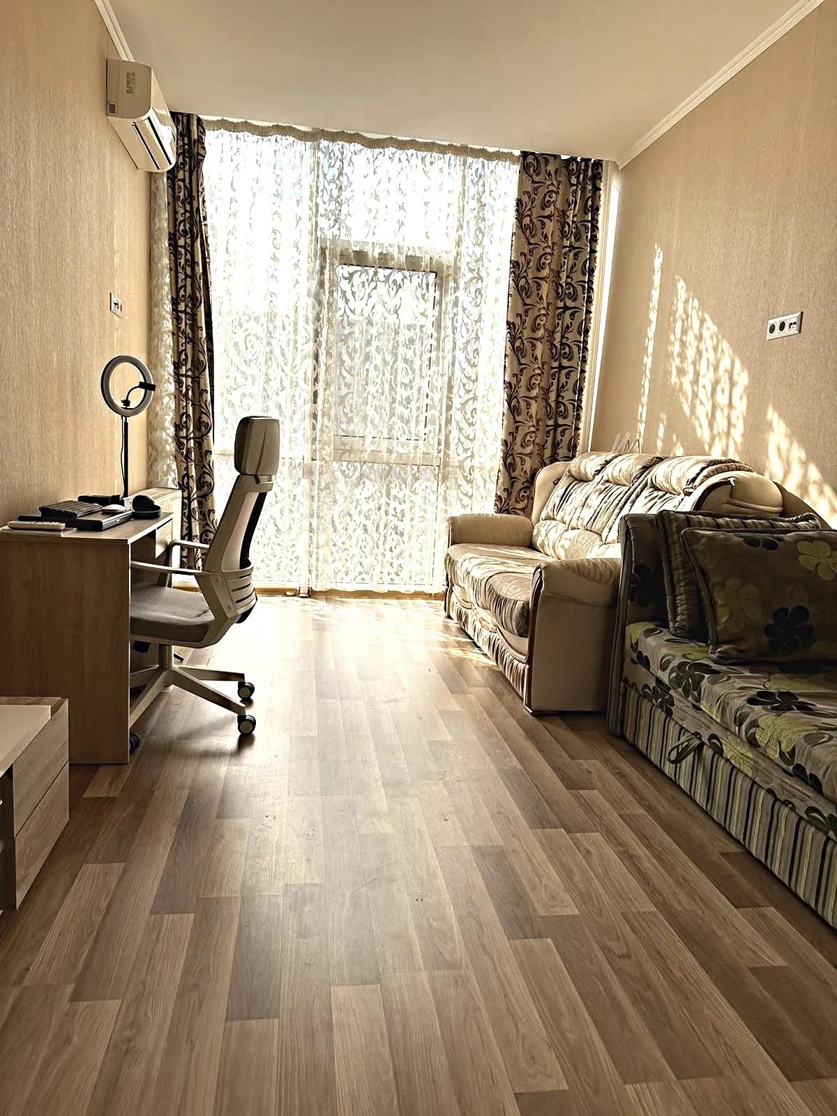 Продаж квартири 1 кімната, 41 m², 11 пов./19 поверхів. Жемчужная ул., Одеса. 