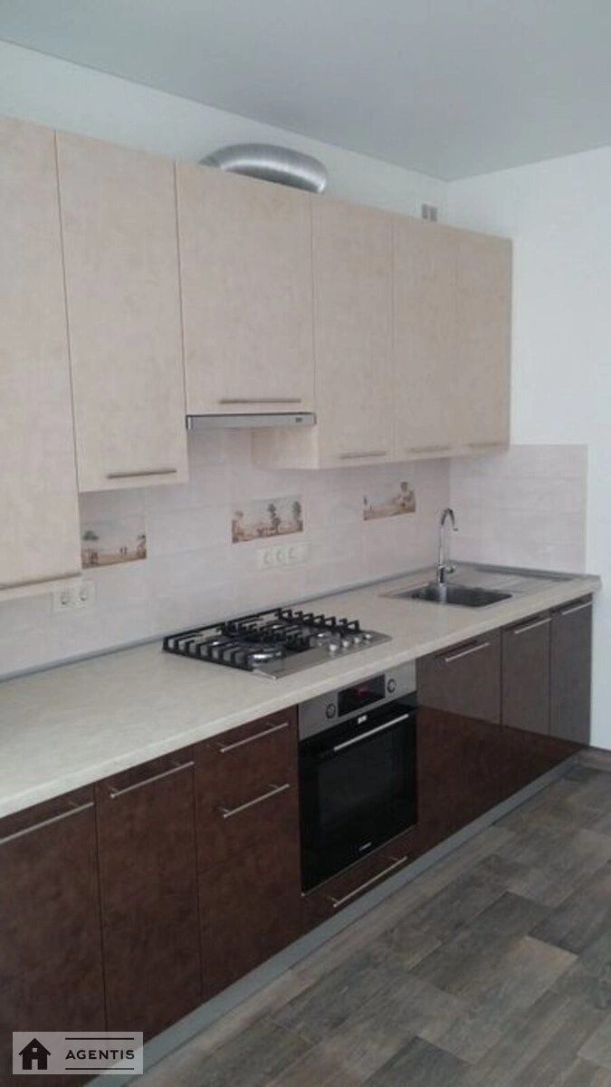 Apartment for rent 1 room, 39 m², 7th fl./10 floors. 1, Lvivska 1, Kyiv. 