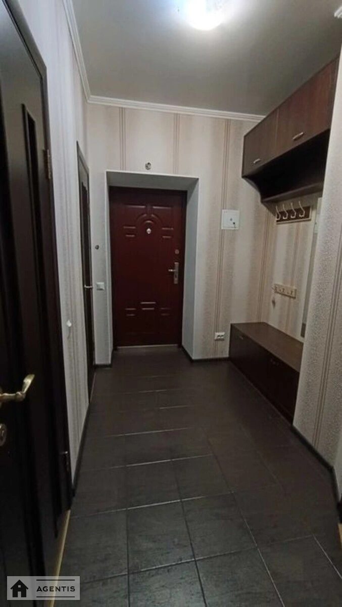 Apartment for rent 1 room, 38 m², 1st fl./8 floors. Fizkultury, Kyiv. 