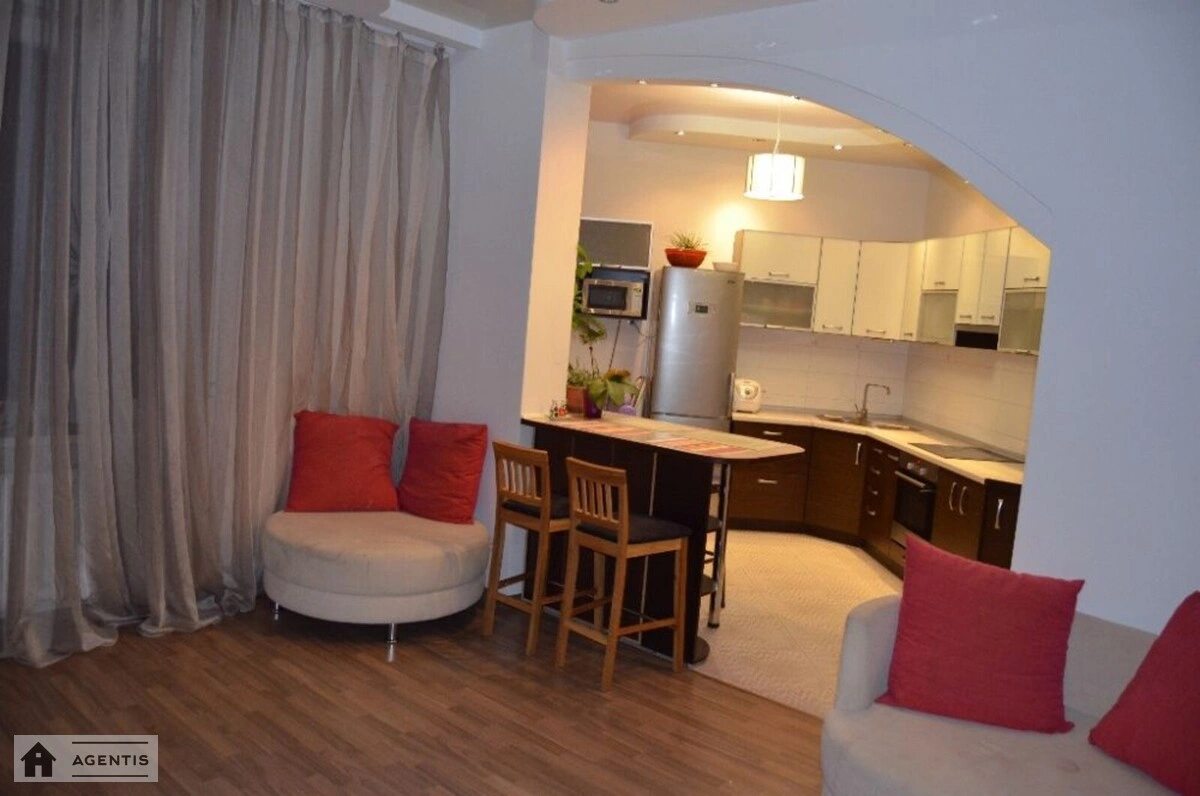 Apartment for rent 2 rooms, 72 m², 16th fl./16 floors. 2, Pecherska 2, Kyiv. 