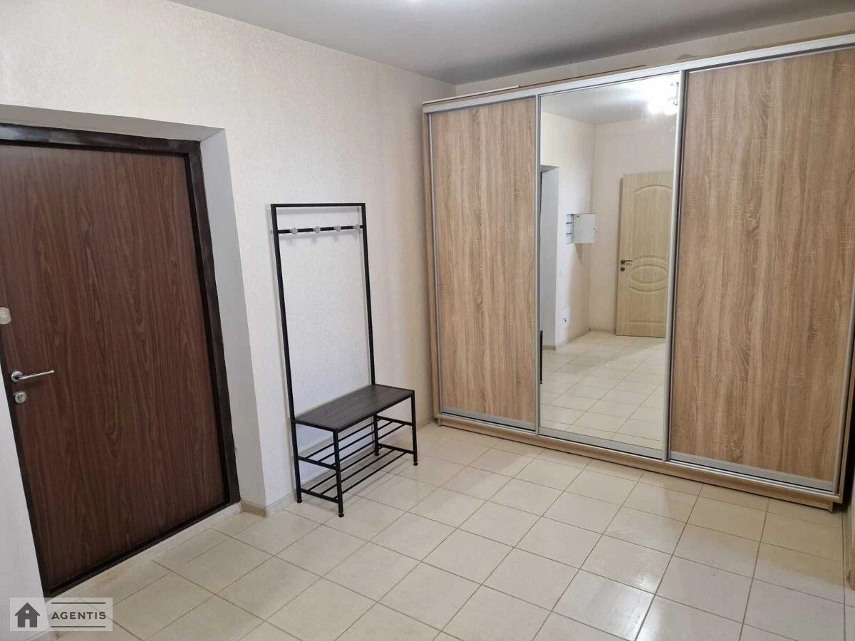 Здам квартиру 1 кімната, 50 m², 10 пов./19 поверхів. 40, Патріарха Мстислава Скрипника вул. (Миколи Островського), Київ. 