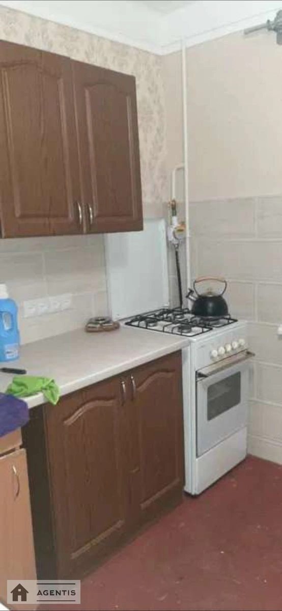 Здам квартиру 2 кімнати, 52 m², 6 пов./9 поверхів. 24, Шолом-Алейхема 24, Київ. 