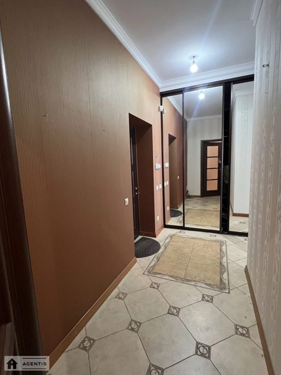 Apartment for rent 2 rooms, 85 m², 9th fl./22 floors. 121, Saksaganskogo 121, Kyiv. 