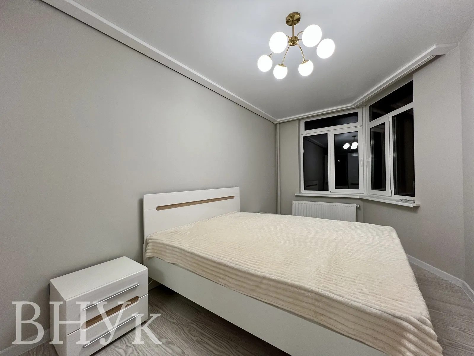 Продаж квартири 2 кімнати, 57 m², 3 пов./11 поверхів. 9, Київська вул., Тернопіль. 