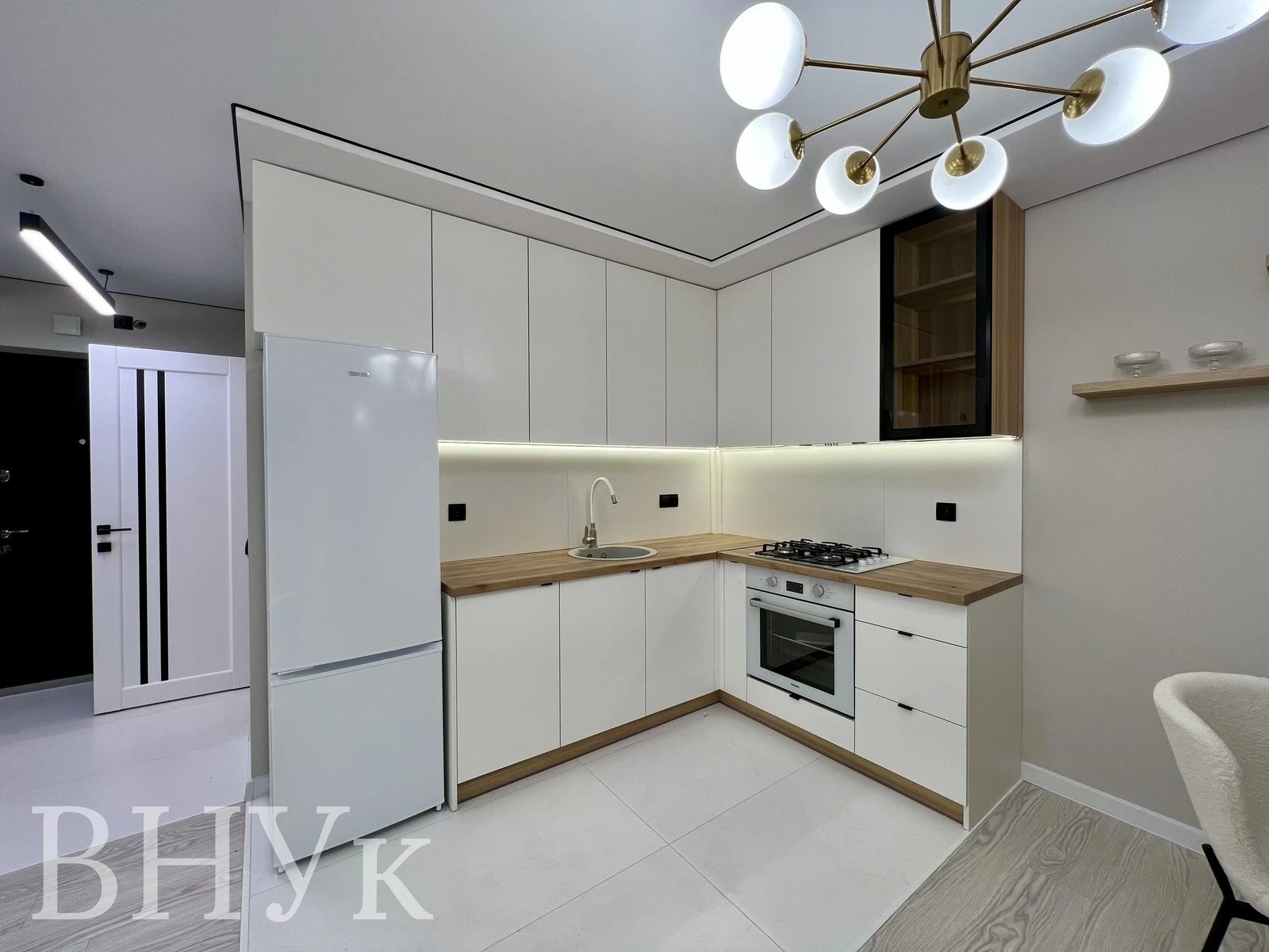 Продаж квартири 2 кімнати, 57 m², 3 пов./11 поверхів. 9, Київська вул., Тернопіль. 