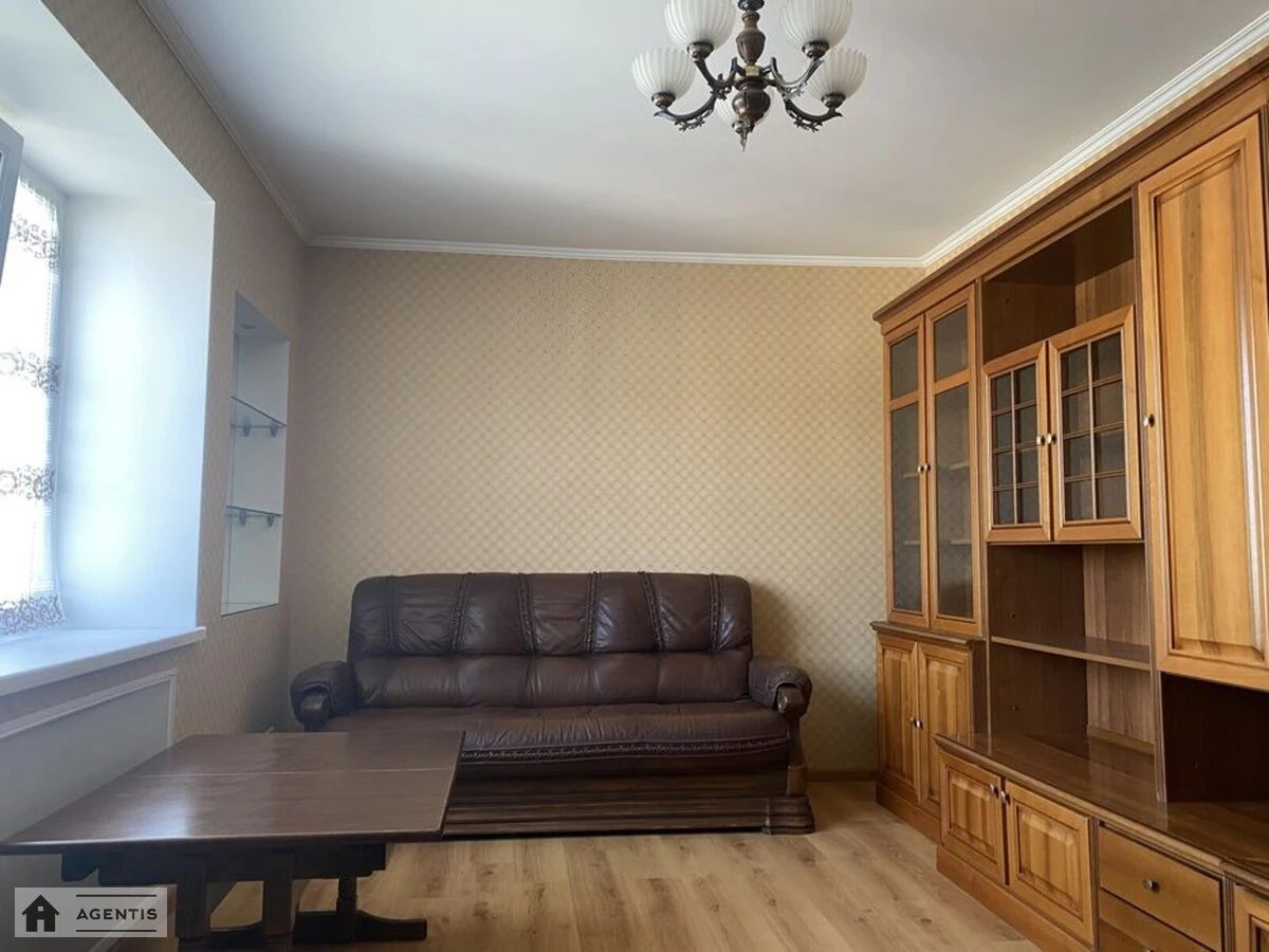 Сдам квартиру 2 комнаты, 64 m², 16 эт./18 этажей. 3, Петра Григоренка просп., Киев. 