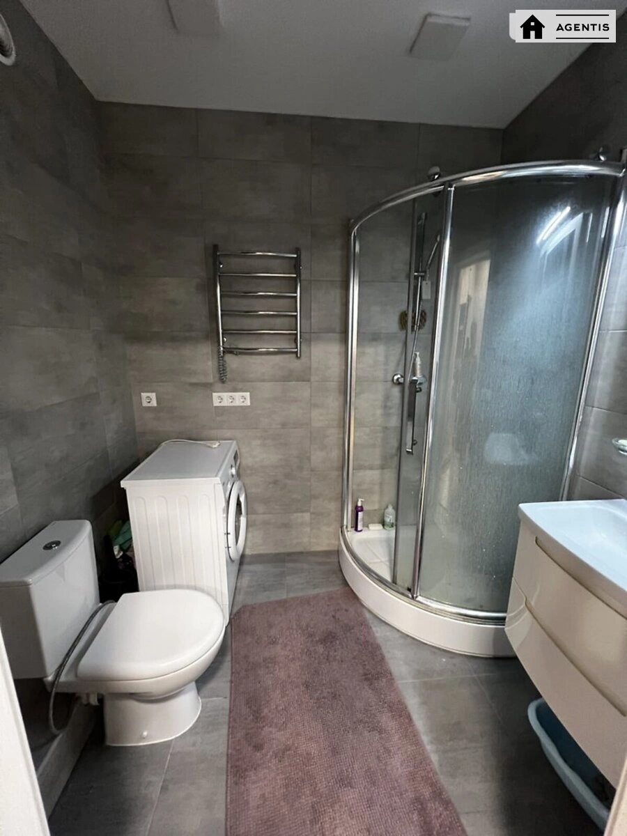 Сдам квартиру 1 комната, 45 m², 5 эт./21 этаж. 20, Родини Крістерів вул., Киев. 