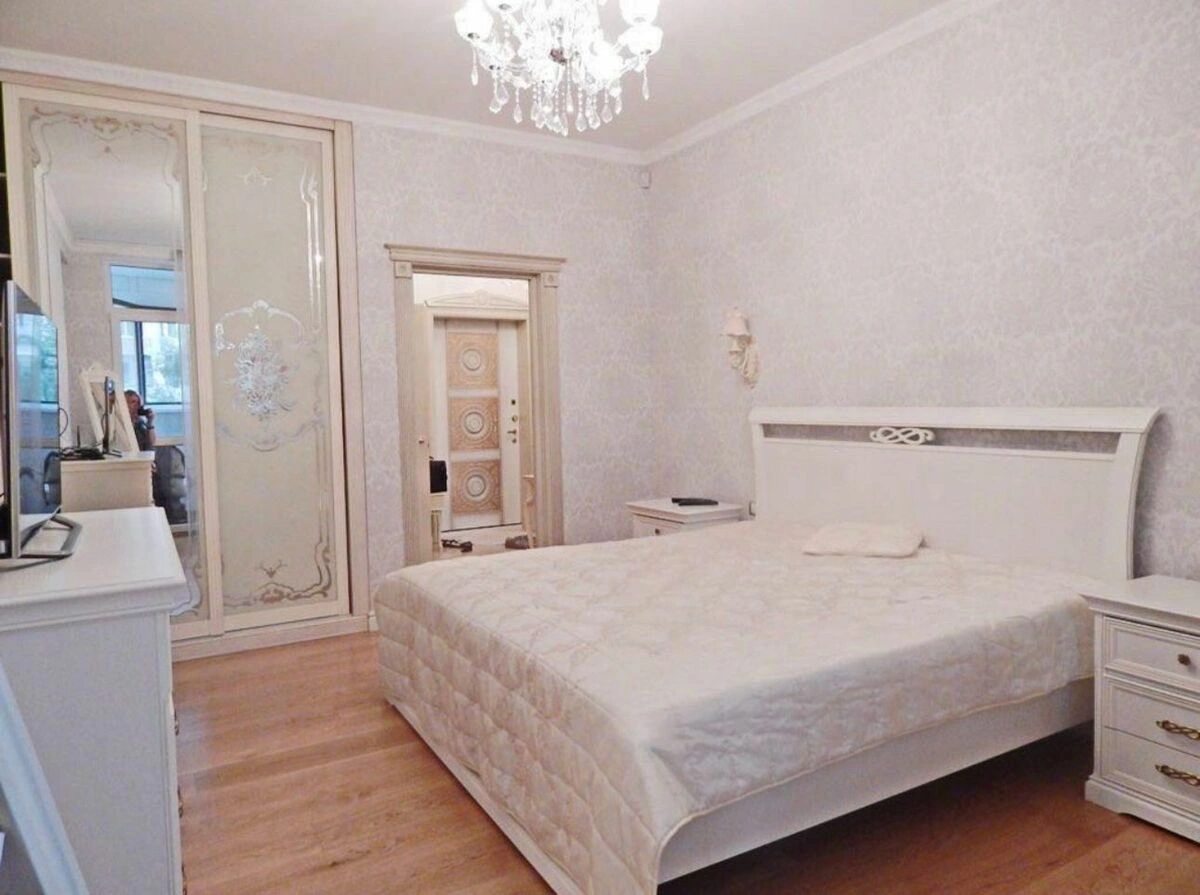 Apartment for rent 1 room, 50 m², 2nd fl./24 floors. 12, Andriya Verkhohlyada vul. Mykhayla Drahomirova, Kyiv. 