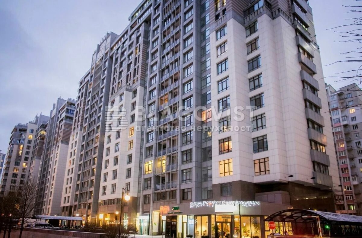 Apartment for rent 1 room, 50 m², 2nd fl./24 floors. 12, Andriya Verkhohlyada vul. Mykhayla Drahomirova, Kyiv. 