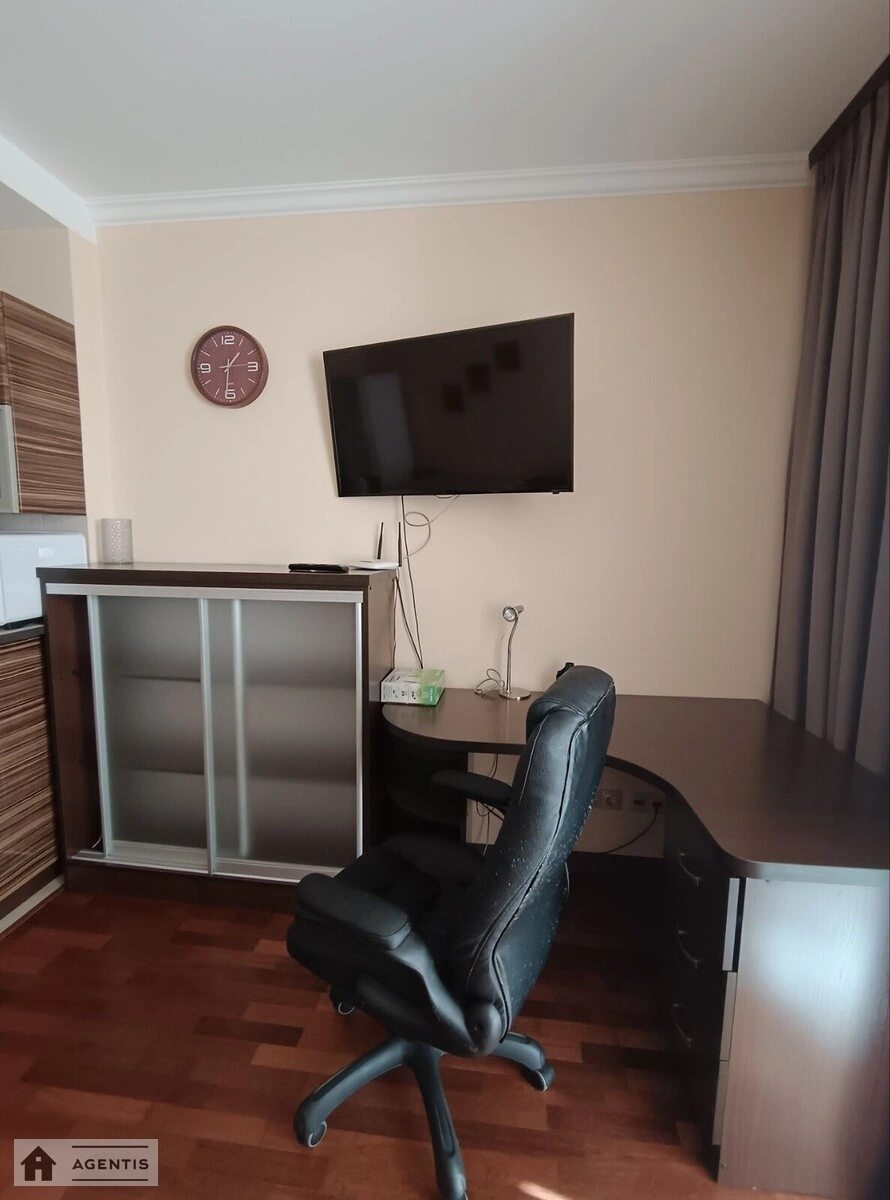 Apartment for rent 2 rooms, 52 m², 16th fl./20 floors. 25, Degtyarivska 25, Kyiv. 