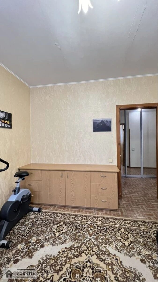 Apartment for rent 3 rooms, 100 m², 1st fl./15 floors. 15, Stepana Rudnytskoho vul., Kyiv. 