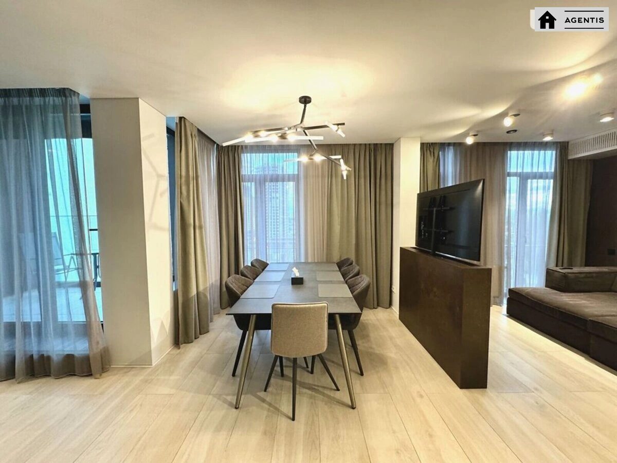 Apartment for rent 3 rooms, 140 m², 9th fl./10 floors. Regeneratorna 4, Kyiv. 