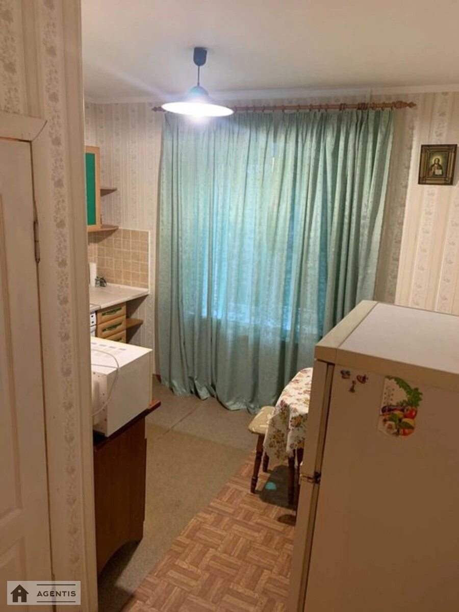 Здам квартиру 1 кімната, 35 m², 1 пов./16 поверхів. 18, Ревуцького 18, Київ. 