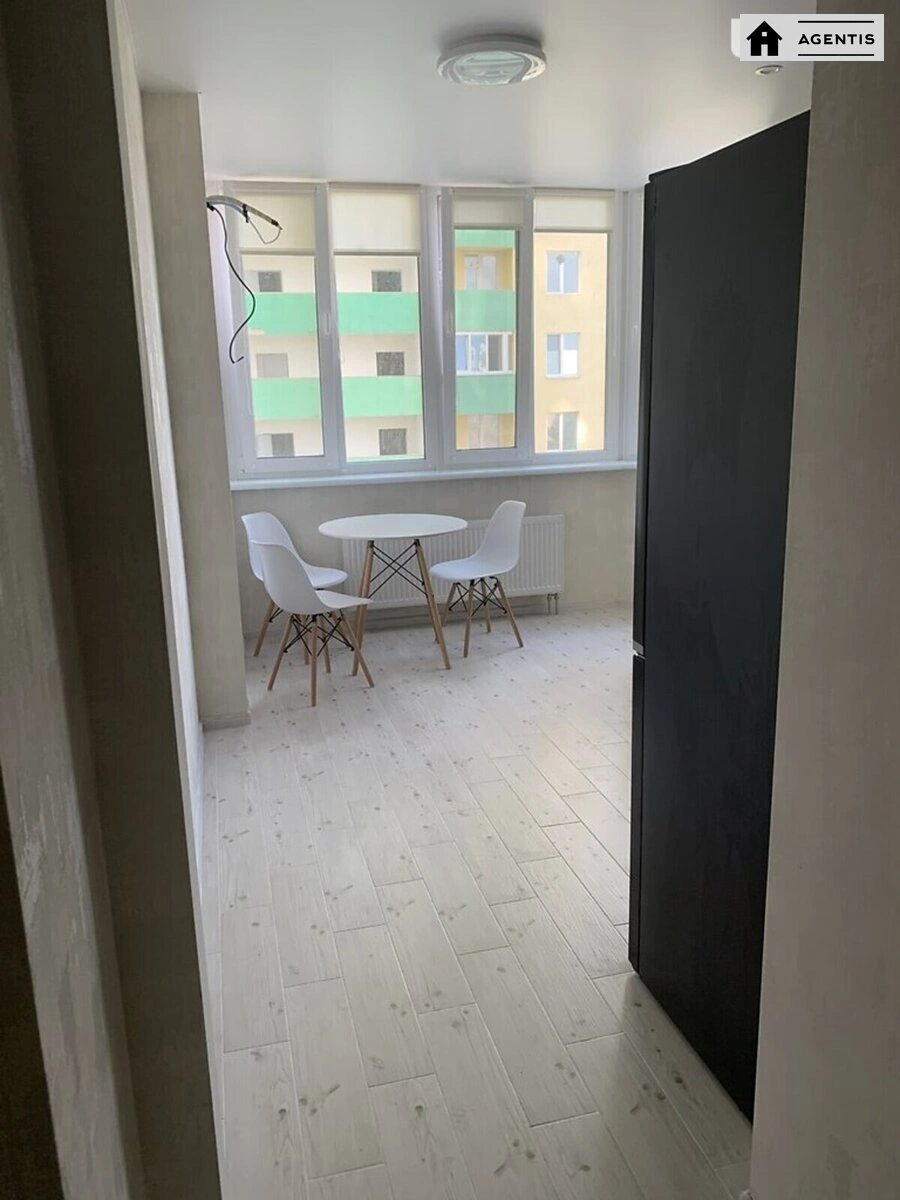 Сдам квартиру 1 комната, 42 m², 12 эт./27 этажей. 22, Ярослава Гашека бульв., Киев. 