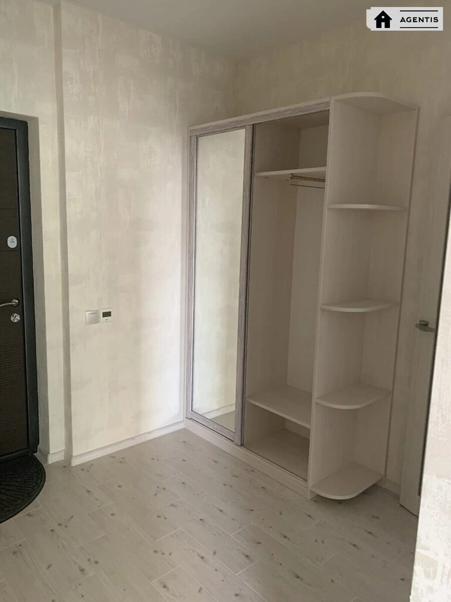 Сдам квартиру 1 комната, 42 m², 12 эт./27 этажей. 22, Ярослава Гашека бульв., Киев. 