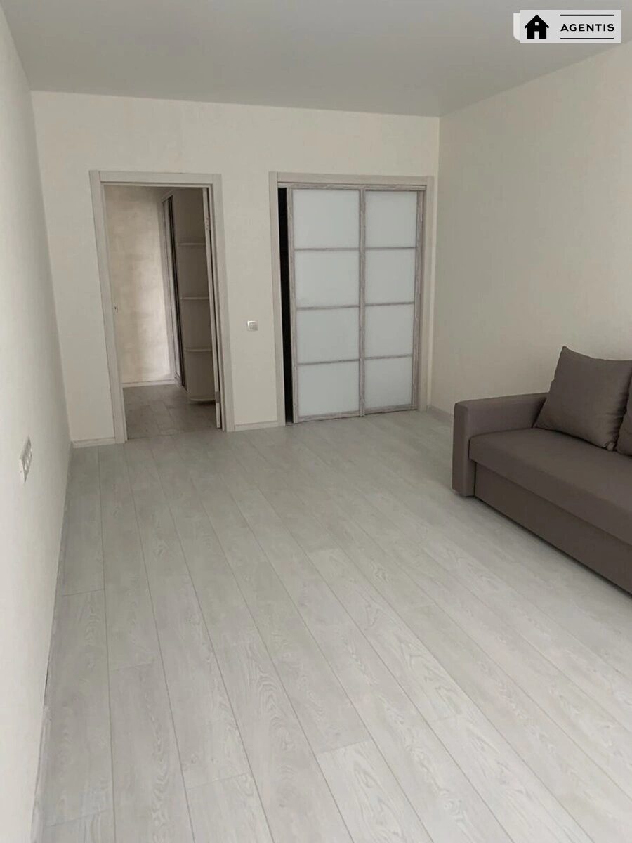 Сдам квартиру 1 комната, 42 m², 12 эт./27 этажей. 22, Ярослава Гашека бульв., Киев. 