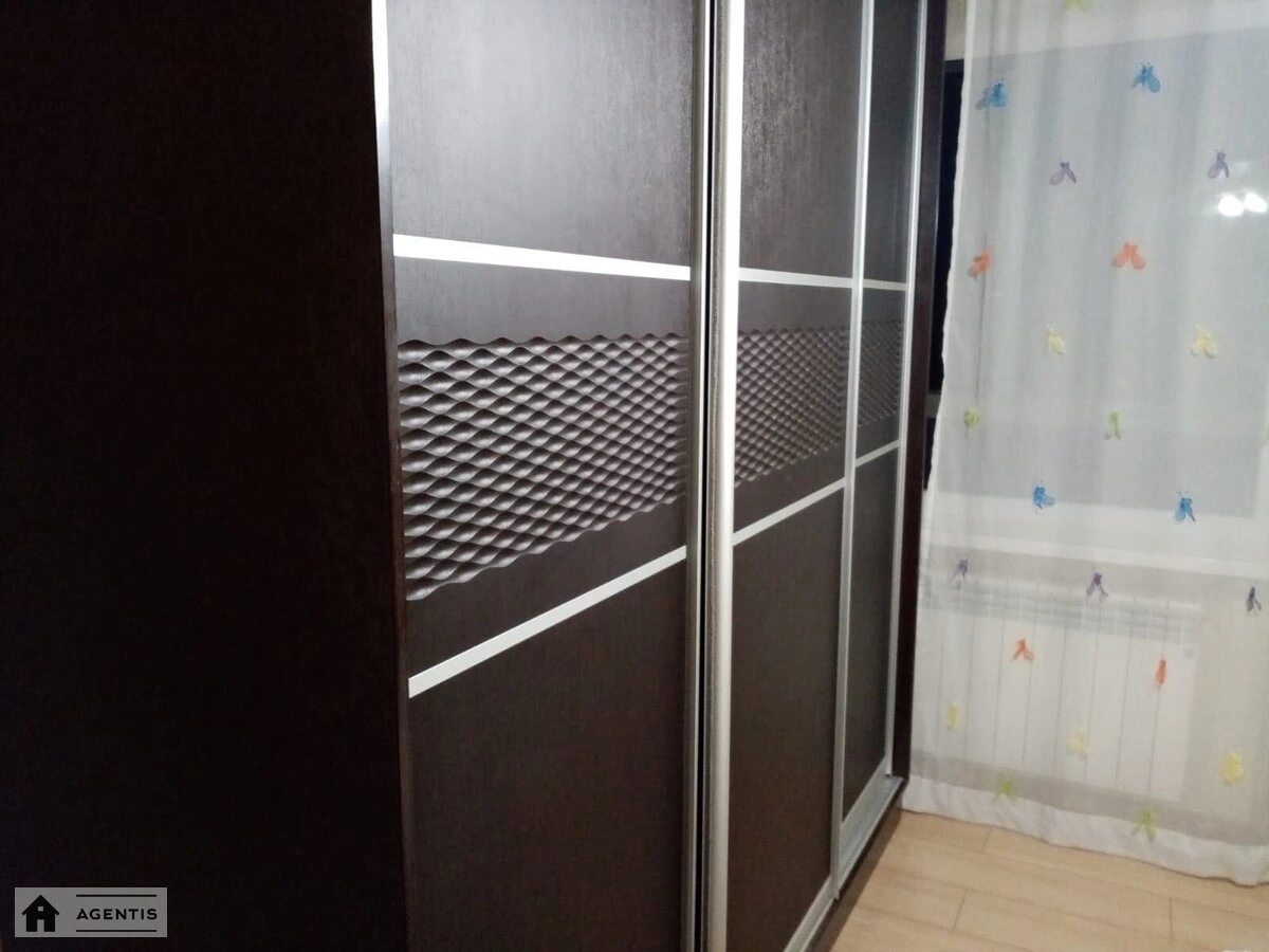 Здам квартиру 1 кімната, 37 m², 14 пов./16 поверхів. 1, Левка Лукяненка вул. (Маршала Тимошенка), Київ. 