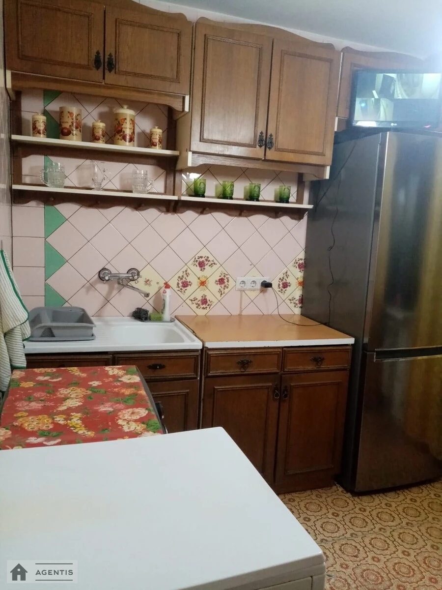 Здам квартиру 1 кімната, 37 m², 14 пов./16 поверхів. 1, Левка Лукяненка вул. (Маршала Тимошенка), Київ. 