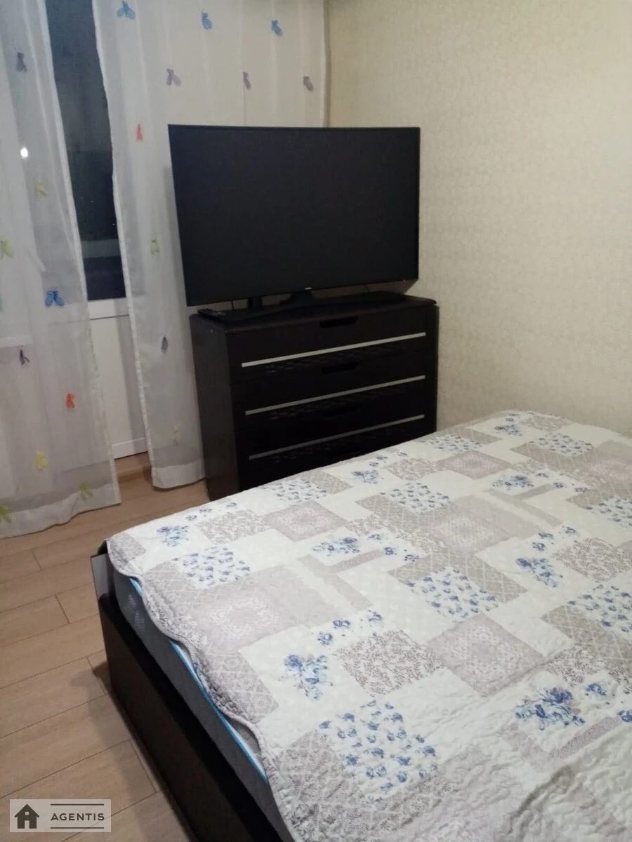 Сдам квартиру 1 комната, 37 m², 14 эт./16 этажей. 1, Левка Лукяненка вул. (Маршала Тимошенка), Киев. 