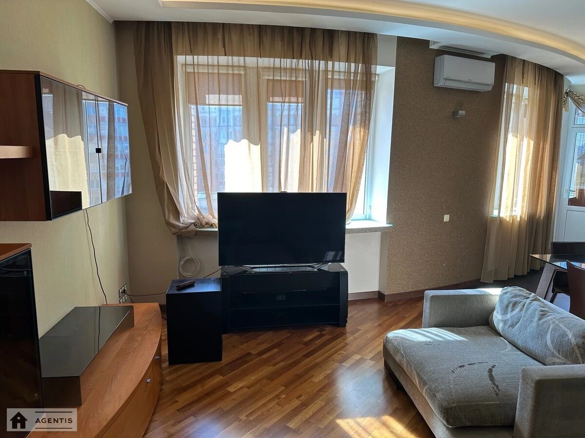 Apartment for rent 3 rooms, 95 m², 6th fl./7 floors. 6, Volodymyra Ivasyuka prosp. Heroyiv Stalinhrada, Kyiv. 