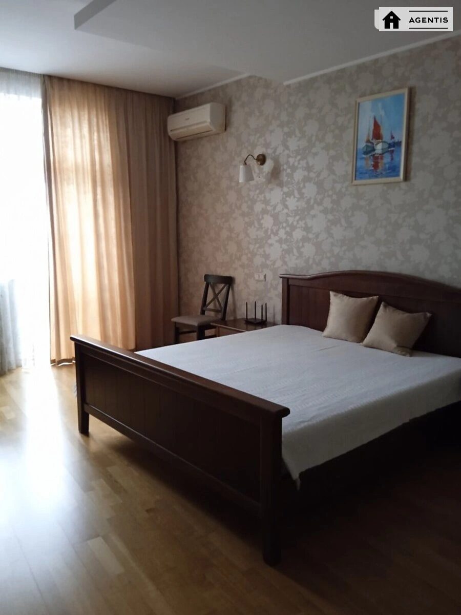 Apartment for rent 3 rooms, 150 m², 14th fl./22 floors. 10, Yuriya Illyenka vul. Melnykova, Kyiv. 