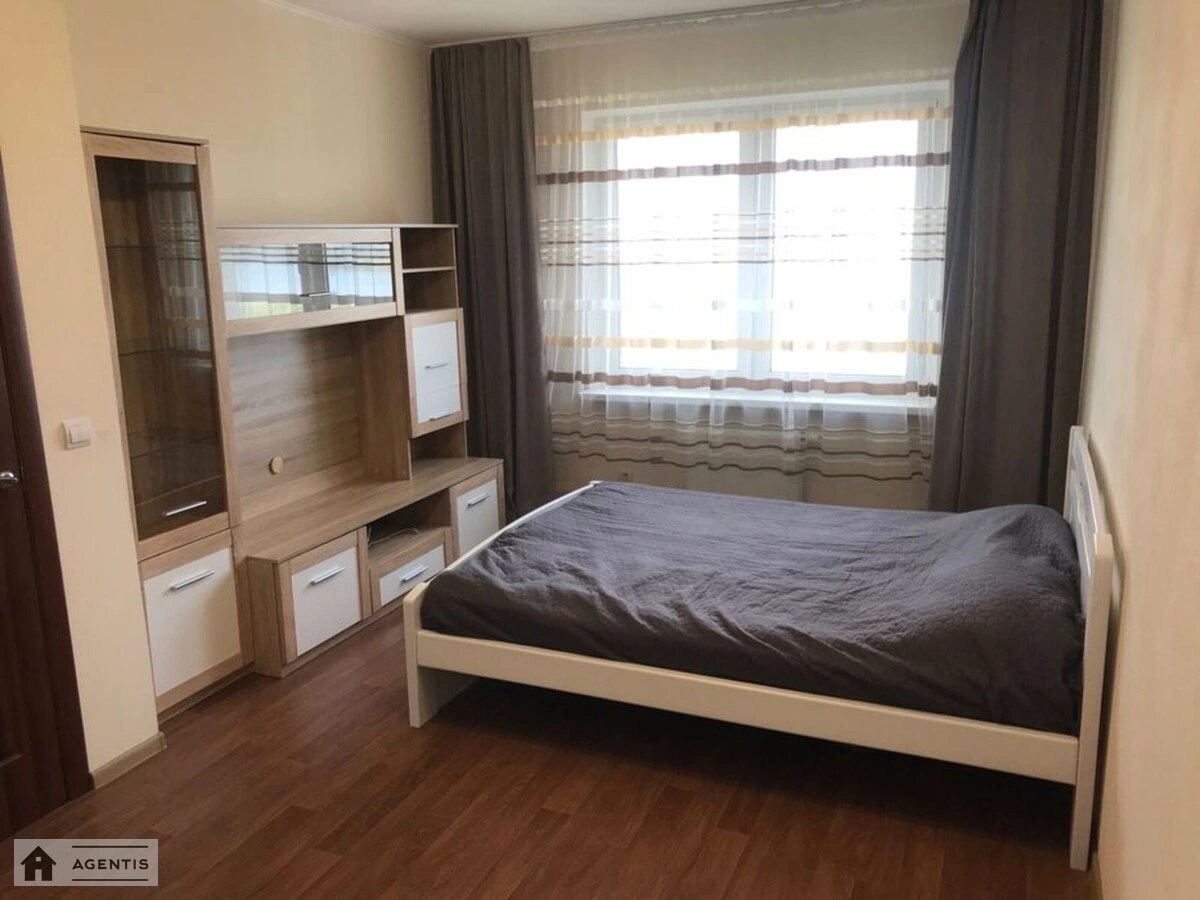 Apartment for rent 1 room, 38 m², 20th fl./25 floors. Yelyzavety Chavdar vul., Kyiv. 