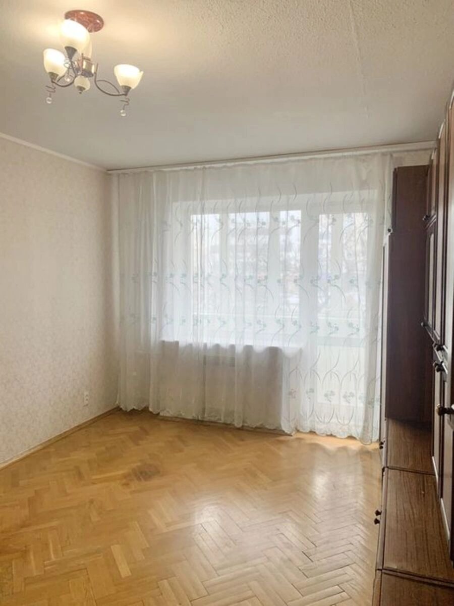 Apartment for rent 1 room, 35 m², 2nd fl./9 floors. 45, Geroyiv Dnipra 45, Kyiv. 