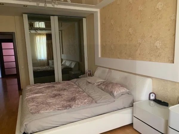 Здам квартиру 3 кімнати, 91 m², 8 пов./23 поверхи. 2, Олександра Мишуги вул., Київ. 