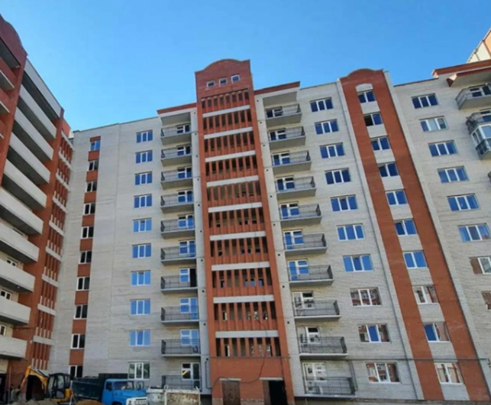 Apartments for sale 2 rooms, 58 m², 1st fl./10 floors. Центр, Ternopil. 