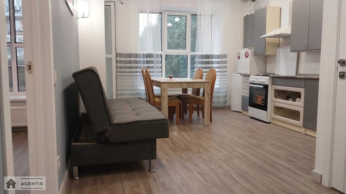 Здам квартиру 2 кімнати, 43 m², 1 пов./9 поверхів. Метрологічна, Київ. 