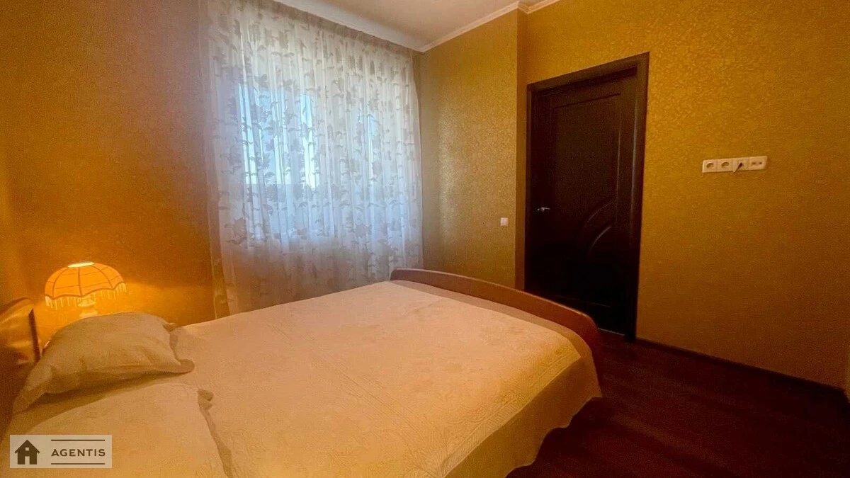 Сдам квартиру 2 комнаты, 52 m², 5 эт./23 этажа. 1, Йорданська вул. (Лайоша Гавро), Киев. 