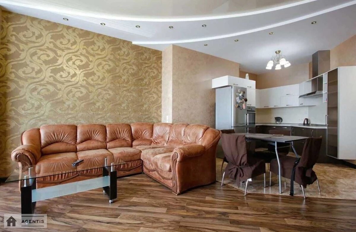 Apartment for rent 3 rooms, 80 m², 3rd fl./4 floors. 20, Yaroslaviv Val 20, Kyiv. 