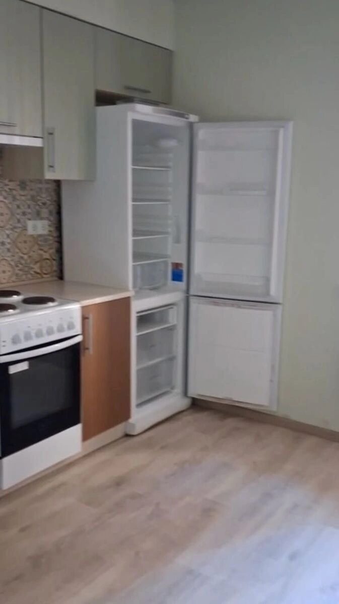 Сдам квартиру 1 комната, 52 m², 11 эт./25 этажей. 3, Михайла Максимовича вул. (Онуфрія Трутенка), Киев. 