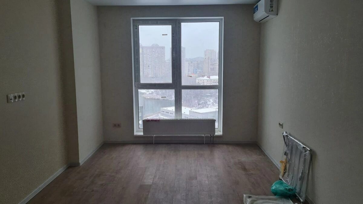 Сдам квартиру 3 комнаты, 70 m², 12 эт./25 этажей. 40, Ревуцкого 40, Киев. 