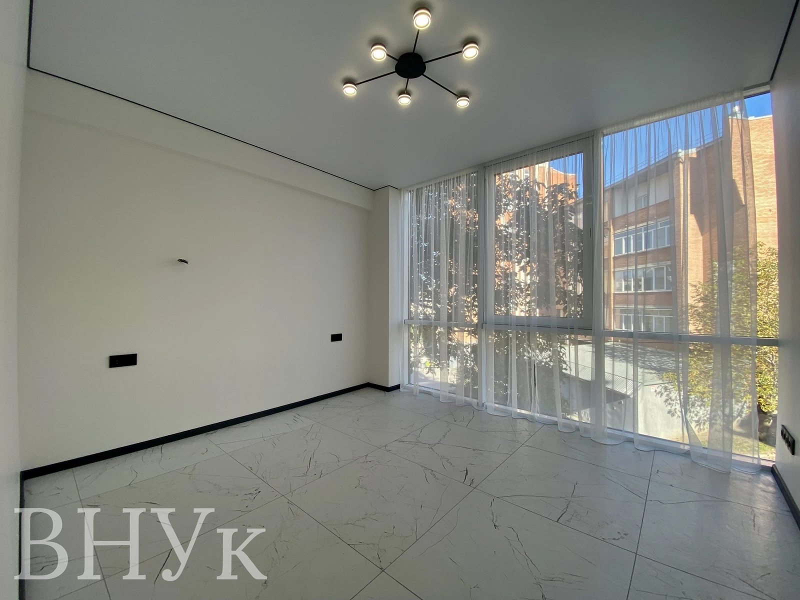 Apartments for sale 2 rooms, 66 m², 2nd fl./4 floors. Kvitky Tsisyk , Ternopil. 