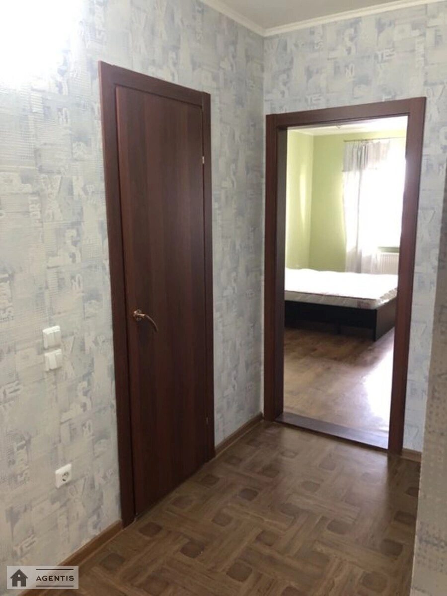 Apartment for rent 1 room, 60 m², 19th fl./24 floors. 5, Baltiyskiy 5, Kyiv. 