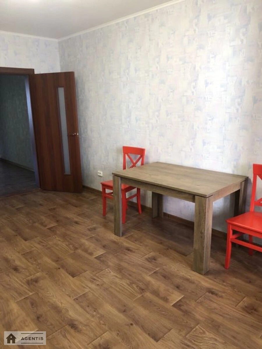 Сдам квартиру 1 комната, 60 m², 19 эт./24 этажа. 5, Балтийский 5, Киев. 