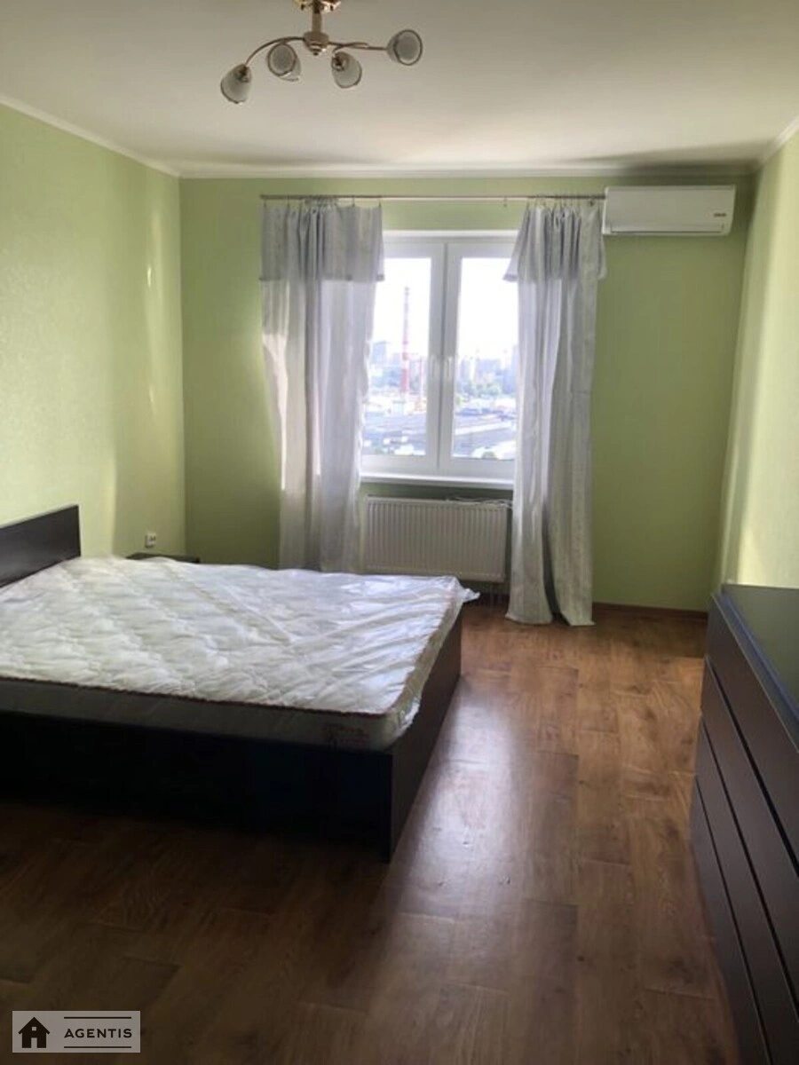 Apartment for rent 1 room, 60 m², 19th fl./24 floors. 5, Baltiyskiy 5, Kyiv. 