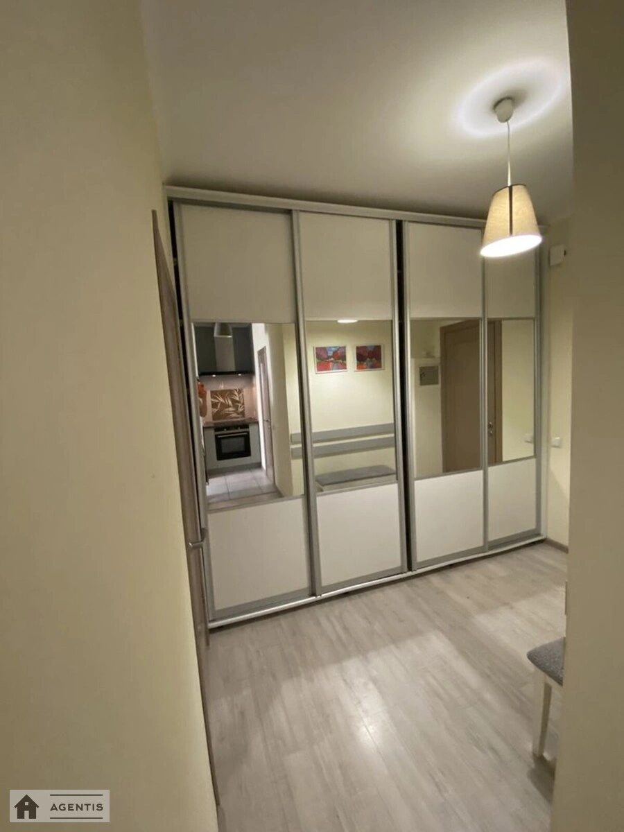 Сдам квартиру 1 комната, 42 m², 14 эт./26 этажей. 5, Юрія Шумського вул., Киев. 