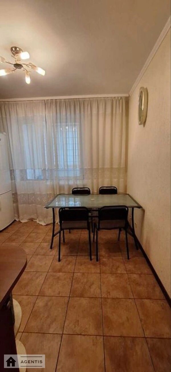 Apartment for rent 1 room, 43 m², 2nd fl./17 floors. Darnytskyy rayon, Kyiv. 