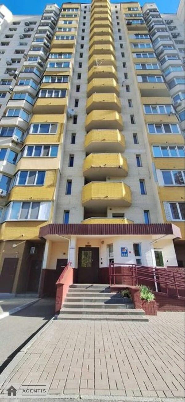 Apartment for rent 1 room, 43 m², 2nd fl./17 floors. Darnytskyy rayon, Kyiv. 