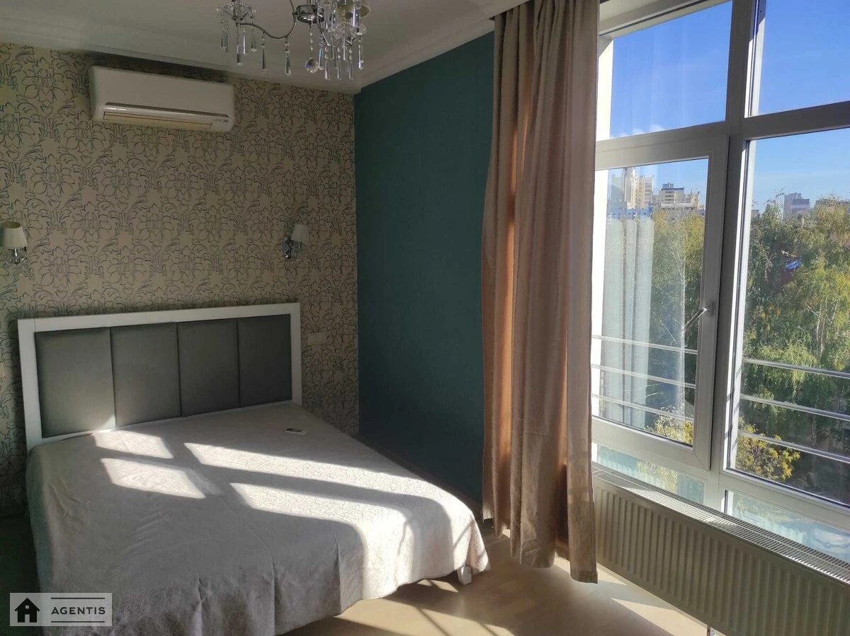 Apartment for rent 5 rooms, 130 m², 3rd fl./22 floors. 18, Yuriya Illyenka vul. Melnykova, Kyiv. 